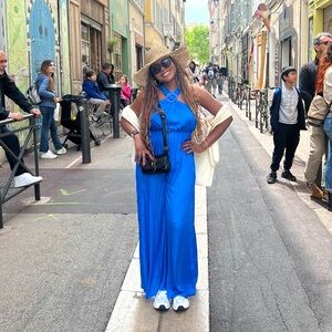 Blue jumpsuit for vacation